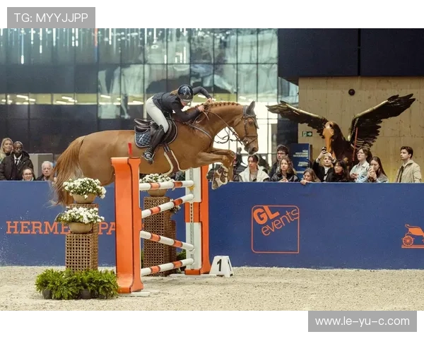 推荐标题(不超过30字): 《马术障碍赛冠军格局迎来新变化》 推荐标题(不超过30字): 《马术障碍赛冠军格局迎来新变化》