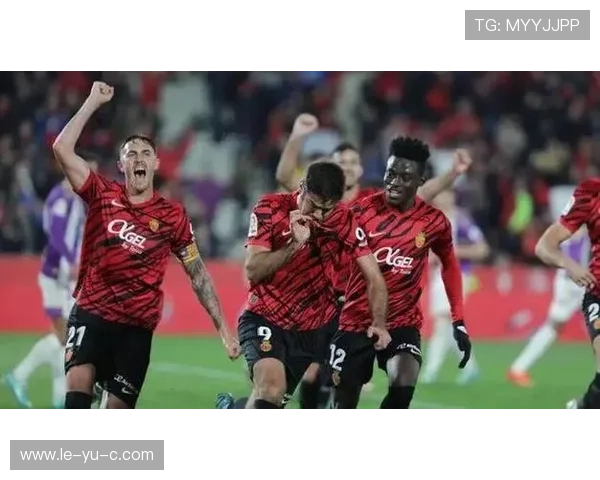 西甲球队财政危机持续升级,部分俱乐部面临生存压力 西甲球队财政危机持续升级,部分俱乐部面临生存压力